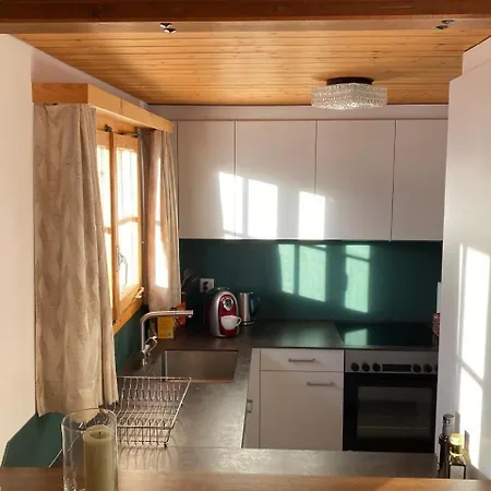 Nora 5 Bett Grindelwald